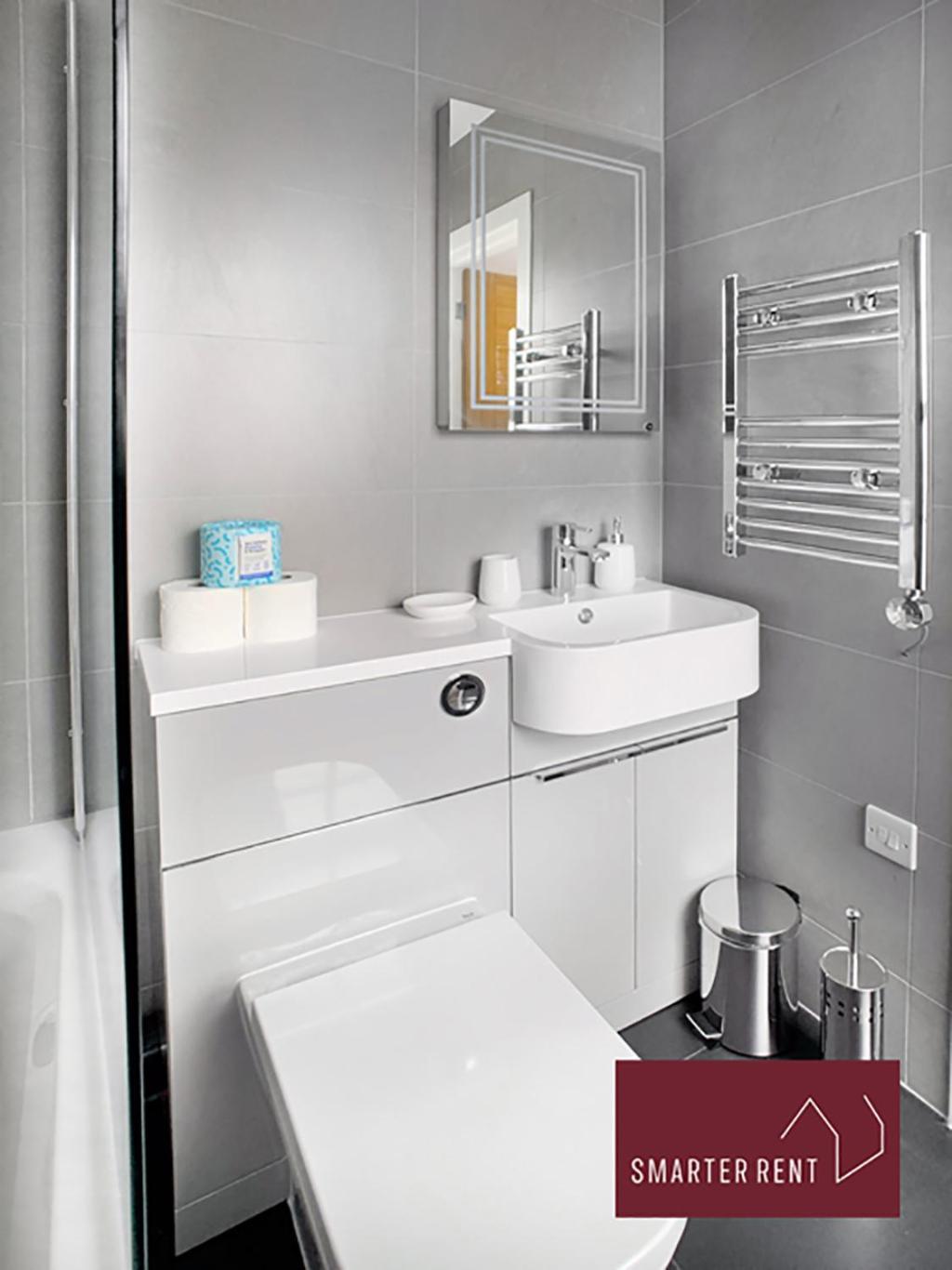Eton, Windsor - 1 Bedroom First Floor Apartment - Parking Exterior foto